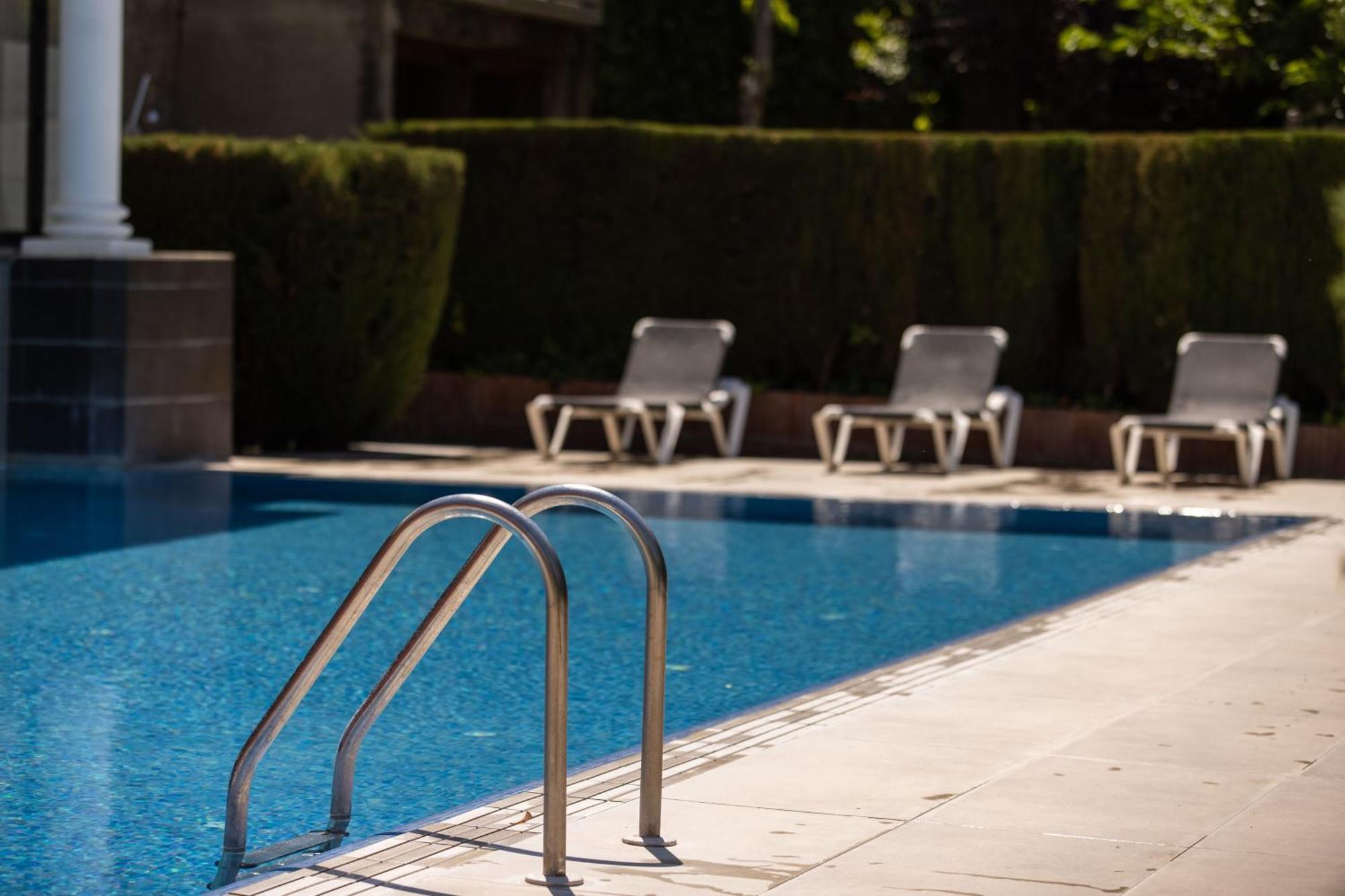 Rvhotels Broquetas Spa Termal Caldes De Montbui Exterior photo