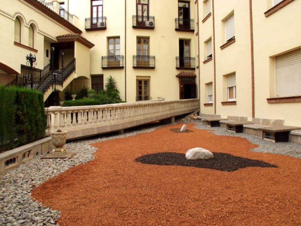 Rvhotels Broquetas Spa Termal Caldes De Montbui Exterior photo